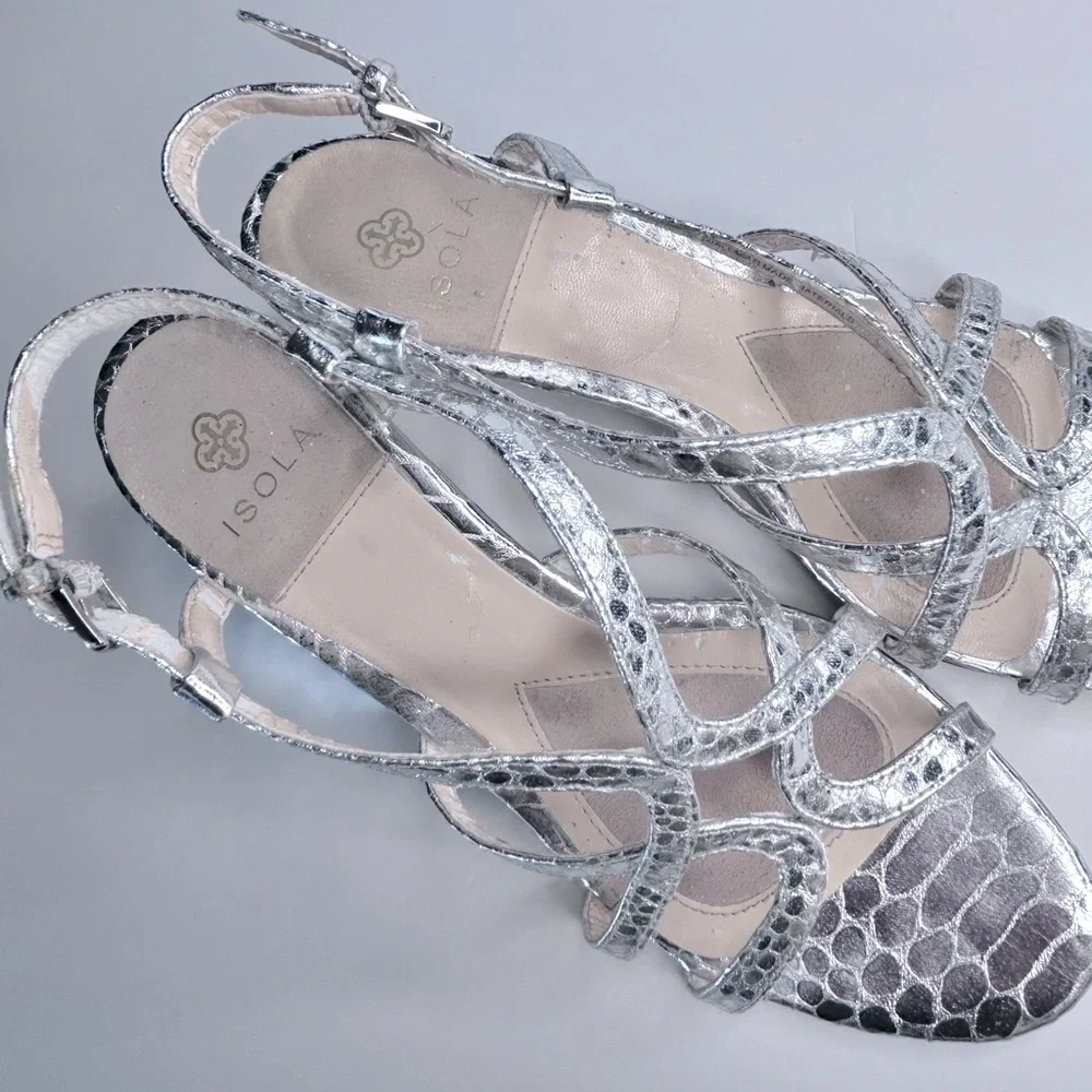 Isola Fidelia Metallic Crocodile‎ Silver 3” Wedge Strappy Heels Sandal Shoes 9